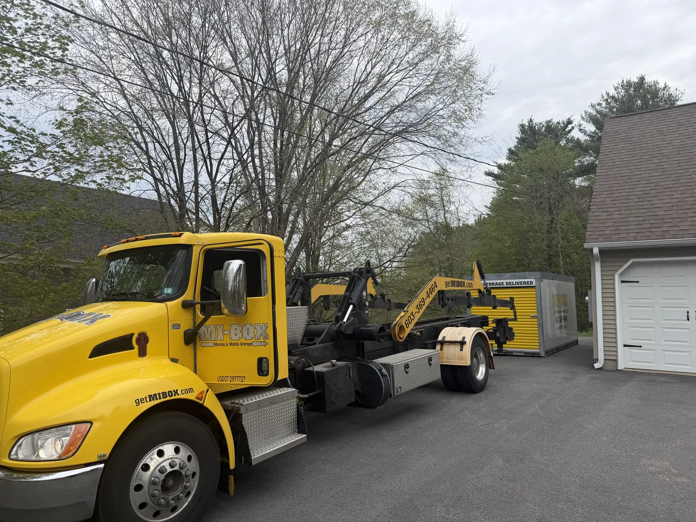 MI-BOX LeveLift portable storage delivery at a New Hampshire jobsite