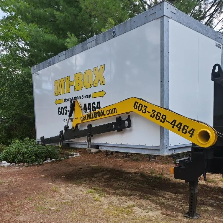 MI-BOX LeveLift container delivery system placing a box in New Hampshire